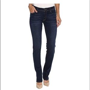 DL1961 “Coco” curvy straight Atlas jeans